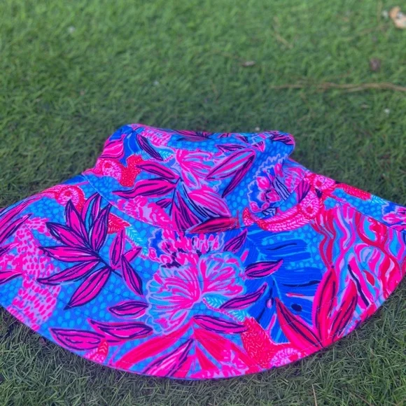 NWOT Lilly Pulitzer - Sun Hat in Ruby Red Wild Times Lilly Pulitzer NWT Sun Hat Ruby Red Wild Times | eBay main image 4